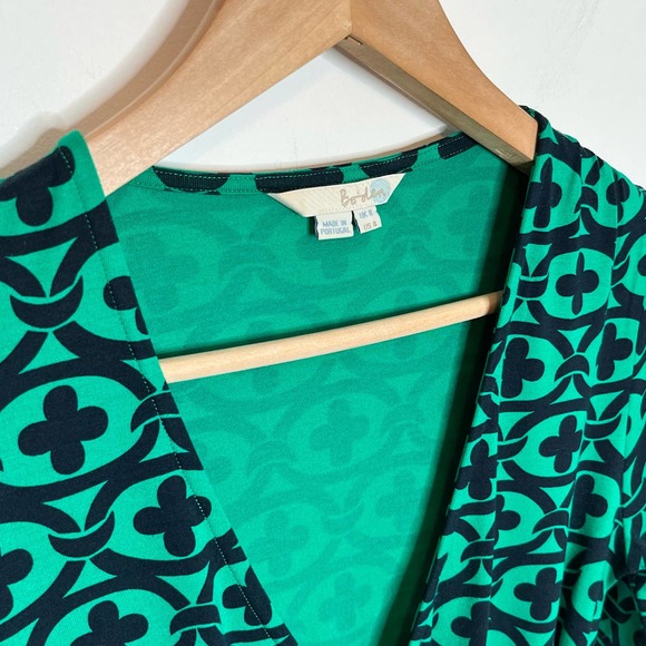 Boden Women's Printed Top Size 4 Green Navy Surplice V Neck Pullover Knit - Picture 4 of 10